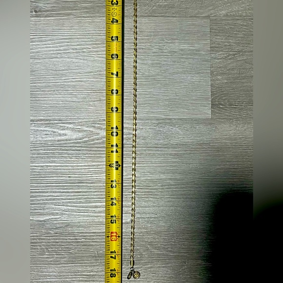 Vintage Gold GIVENCHY Pendant on thick gold rope chain. - Picture 6 of 9